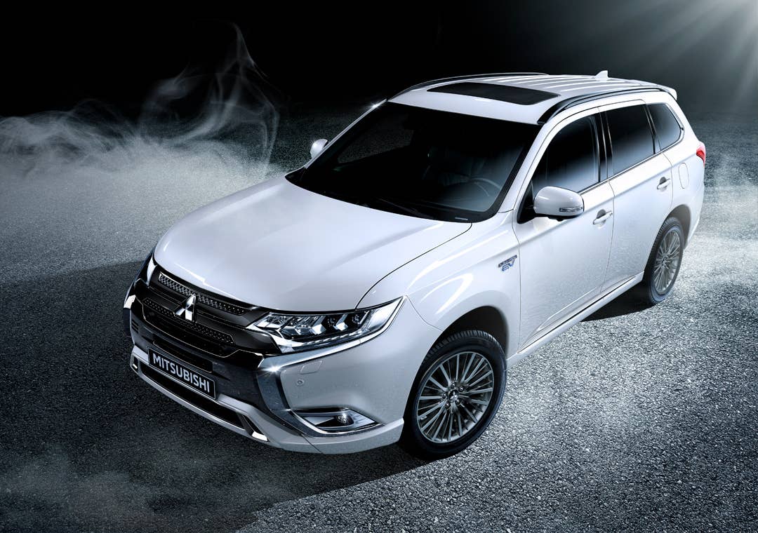 Film: Outlander PHEV Perfekt for norske forhold